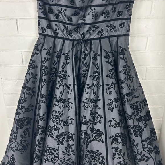 Rare Vintage Betsey Johnson Strapless Gray w/Black Velvet Trim Witchy Goth Dress - Picture 7 of 15